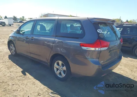 2014 Toyota Sienna L V6 7 Passenger z USA, uszkodzony, nr VIN 5TDZK3DC9ES436793